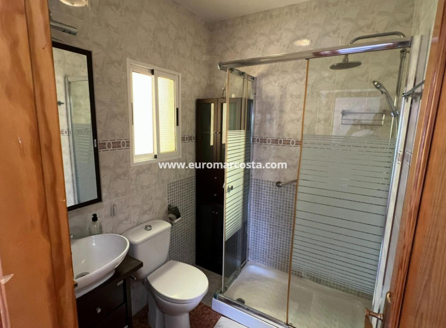 Venta - Bungalow - Torrevieja - TORREVIEJA