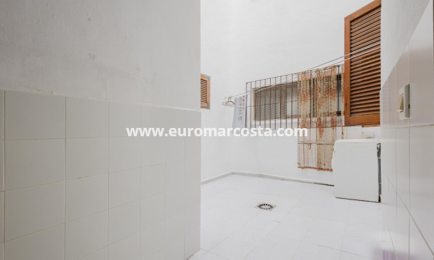 Objekte zum Wiederverkauf - Wohnung - Torrevieja - TORREVIEJA