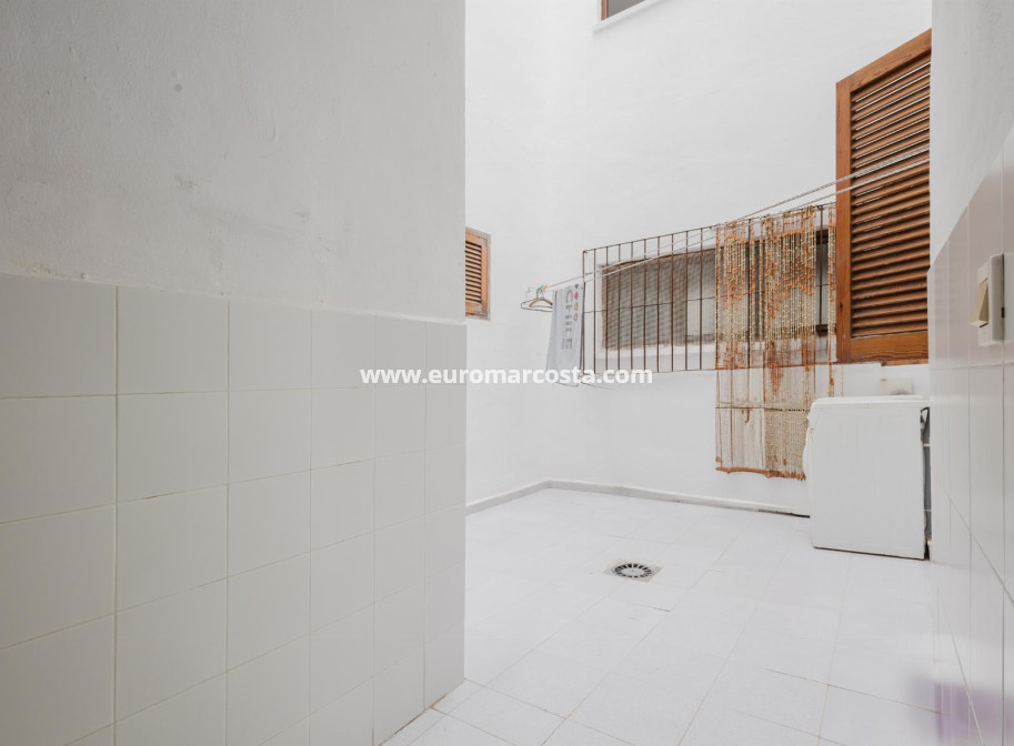 Objekte zum Wiederverkauf - Wohnung - Torrevieja - TORREVIEJA