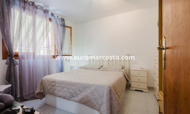 Objekte zum Wiederverkauf - Wohnung - Torrevieja - TORREVIEJA