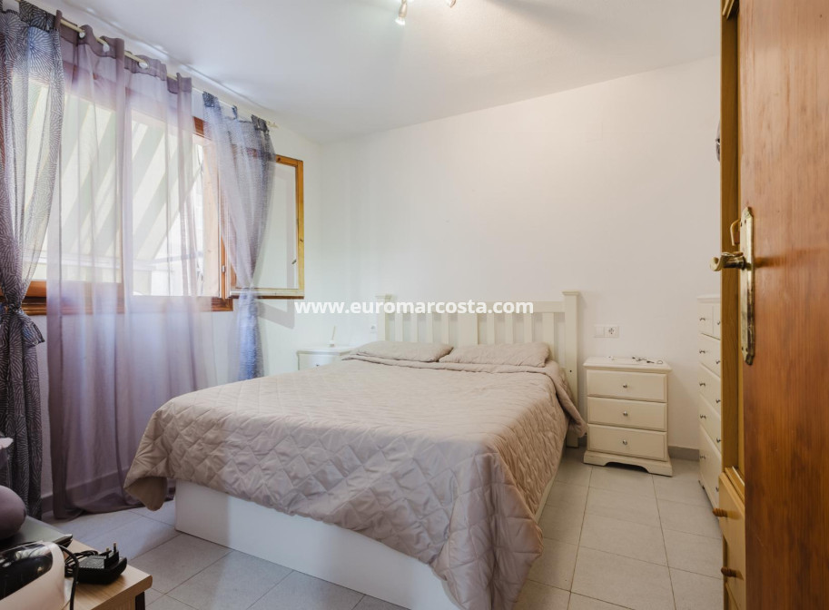 Objekte zum Wiederverkauf - Wohnung - Torrevieja - TORREVIEJA