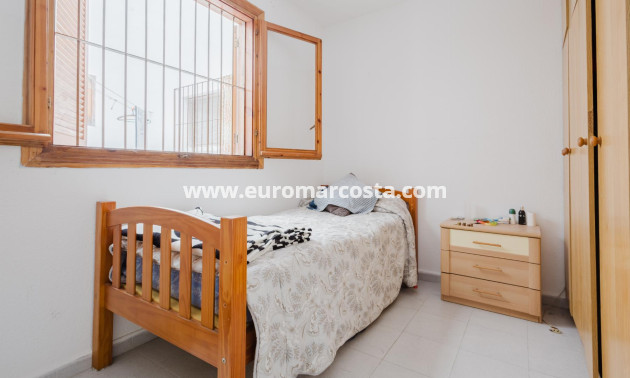 Objekte zum Wiederverkauf - Wohnung - Torrevieja - TORREVIEJA