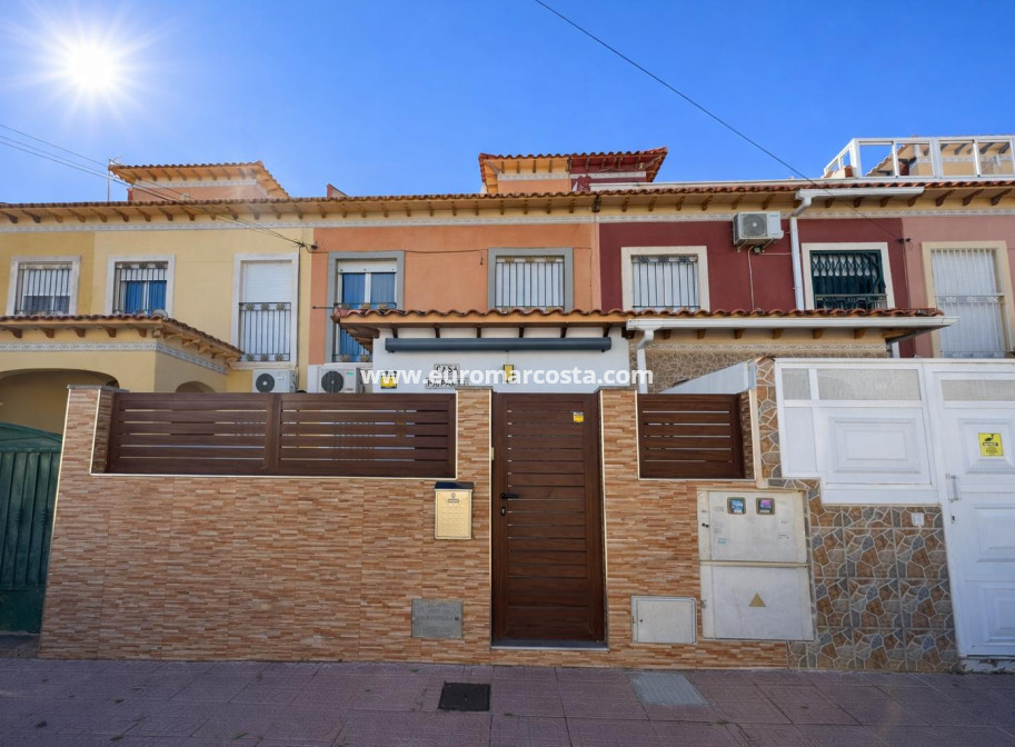 Venta - Bungalow - Torrevieja - TORREVIEJA