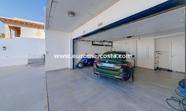 Objekte zum Wiederverkauf - Villa freitstehend - Torrevieja - TORREVIEJA