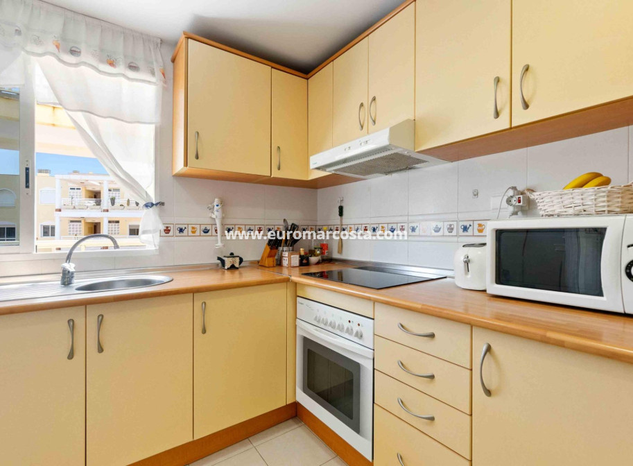 Sale - Apartment / flat - Orihuela Costa