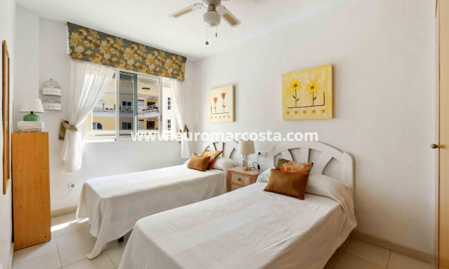 Sale - Apartment / flat - Orihuela Costa