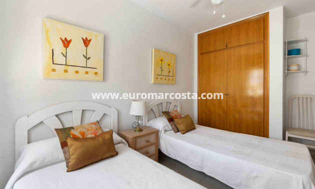 Sale - Apartment / flat - Orihuela Costa