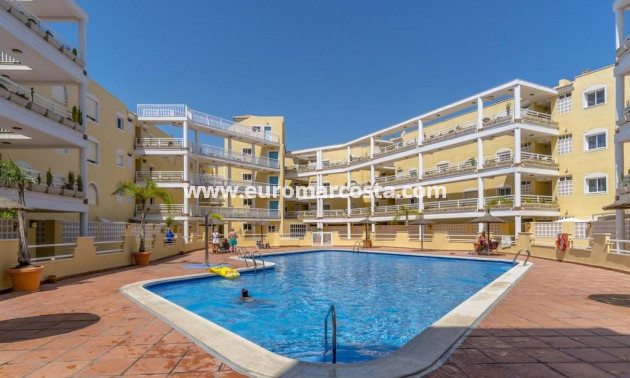 Sale - Apartment / flat - Orihuela Costa