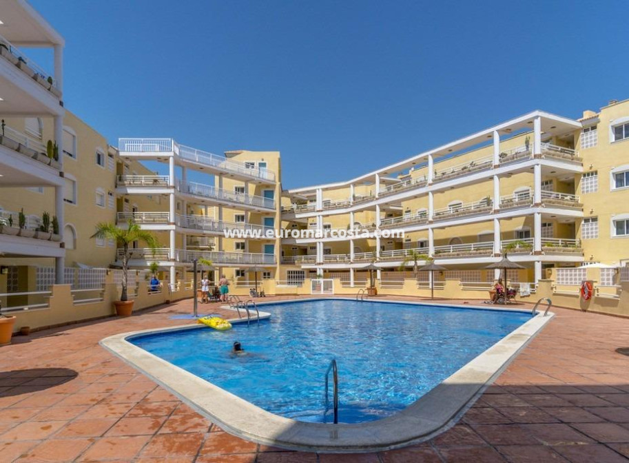 Sale - Apartment / flat - Orihuela Costa