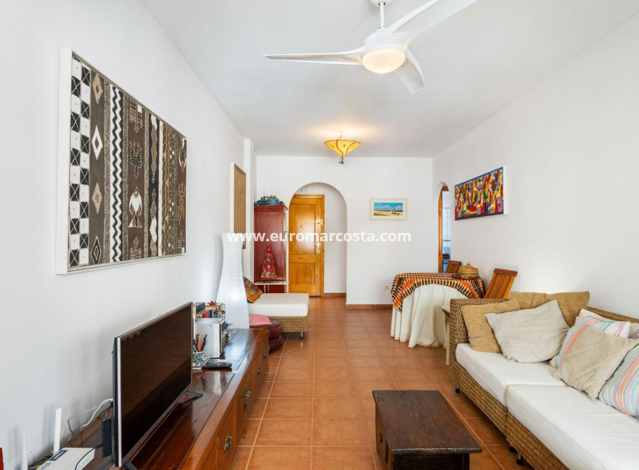 Sale - Apartment / flat - Orihuela Costa