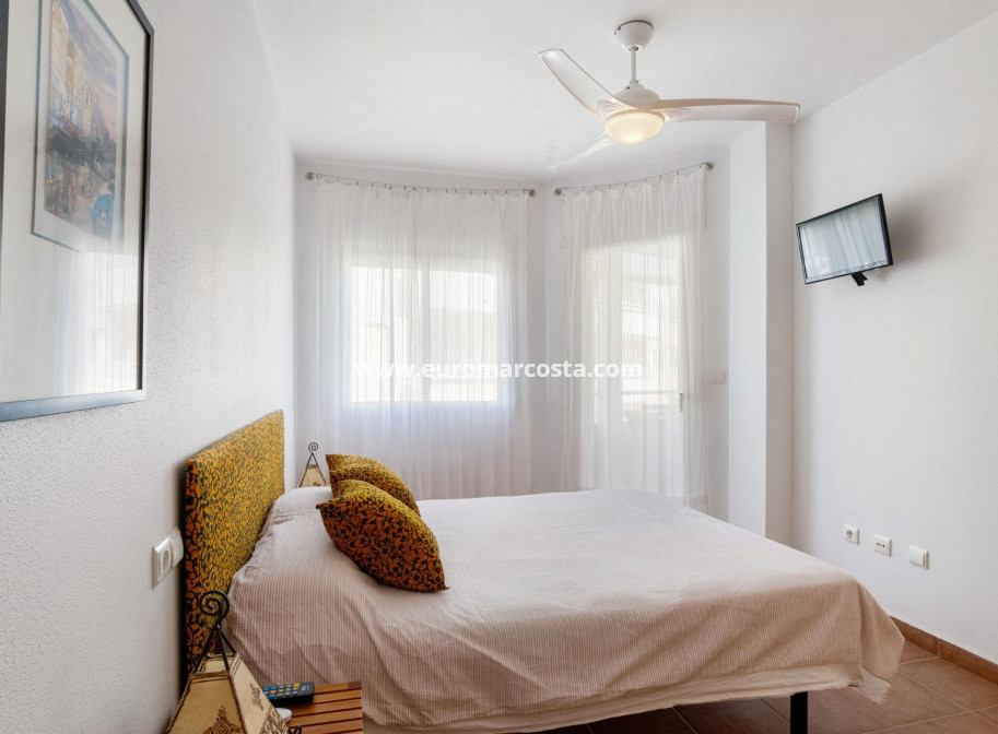 Sale - Apartment / flat - Orihuela Costa