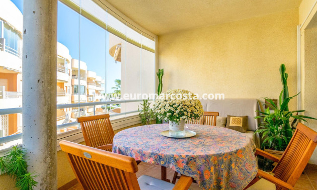 Sale - Apartment / flat - Orihuela Costa