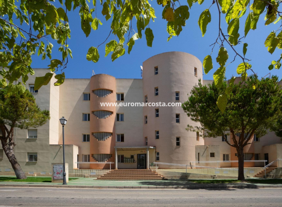 Sale - Apartment / flat - Orihuela Costa