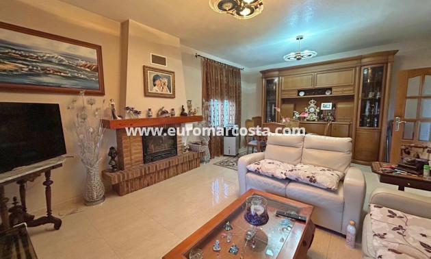 Sale - Villa - Orihuela Costa