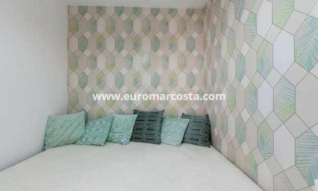 Venta - Apartamento / piso - Torrevieja - TORREVIEJA