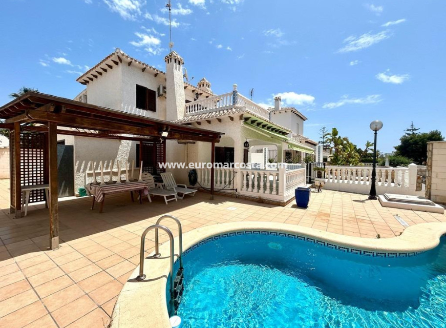 Sale - Villa - Orihuela Costa