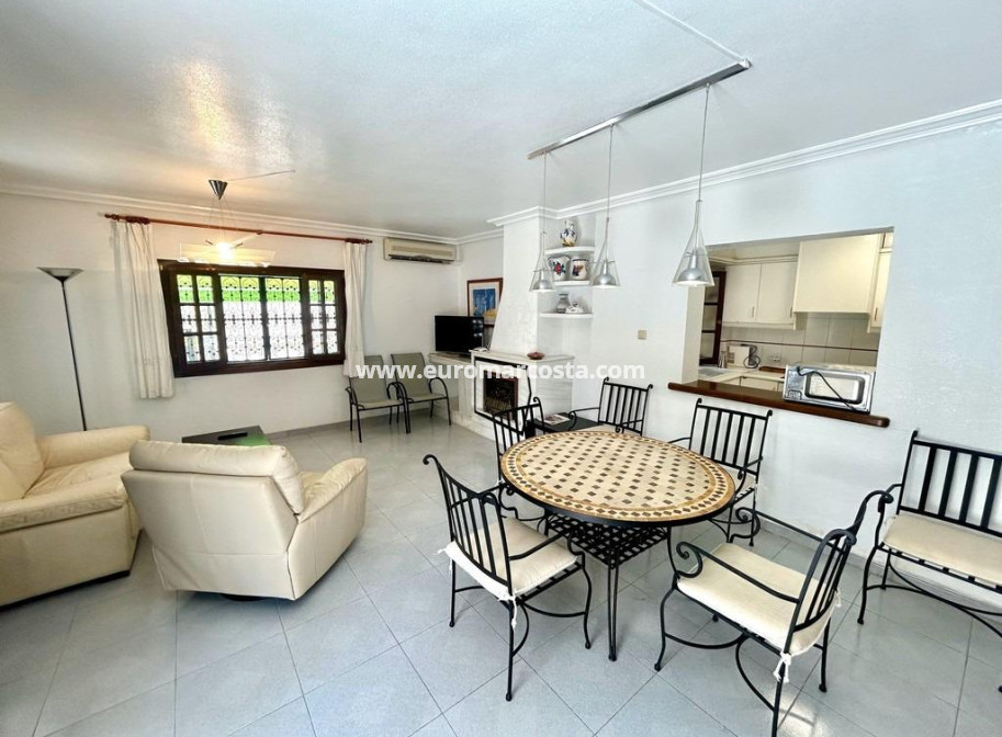 Sale - Villa - Orihuela Costa