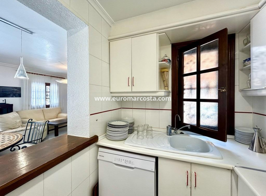 Sale - Villa - Orihuela Costa