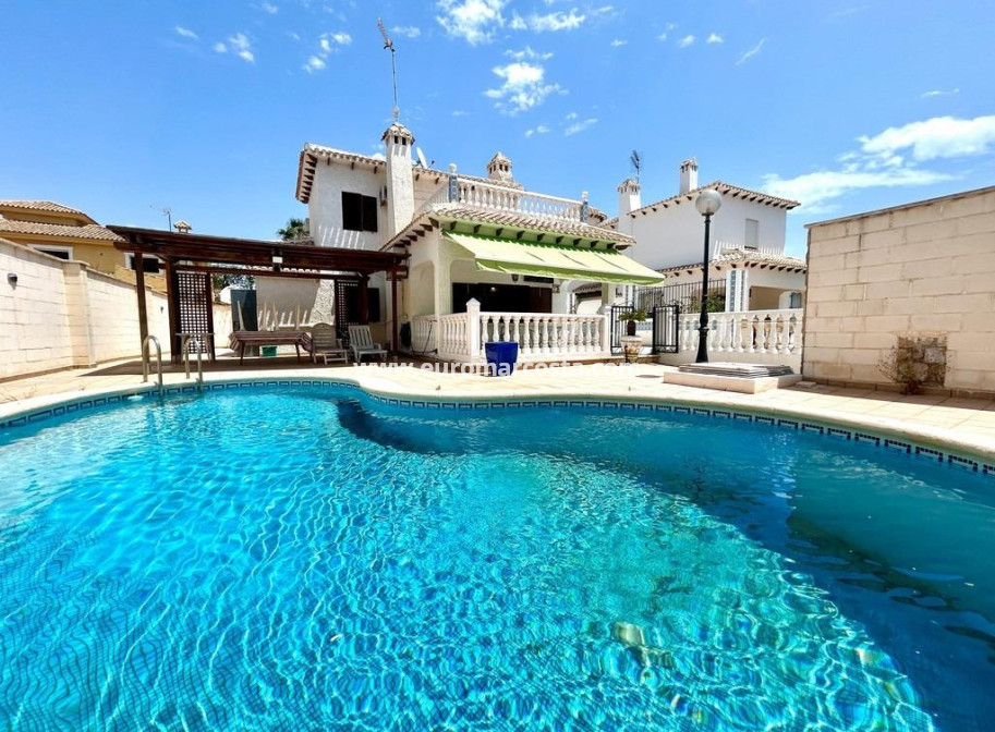 Sale - Villa - Orihuela Costa
