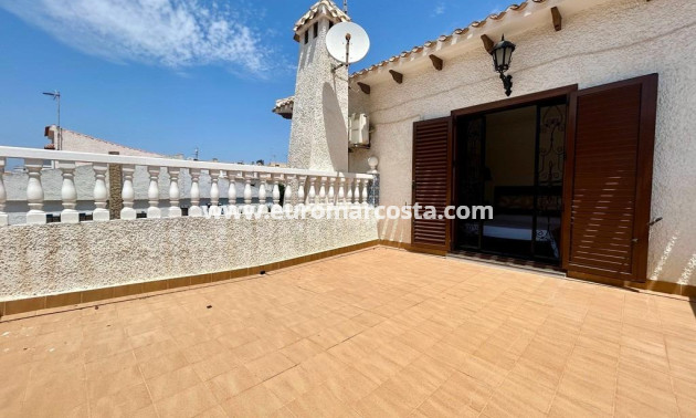 Sale - Villa - Orihuela Costa
