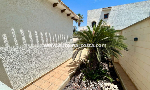 Sale - Villa - Orihuela Costa