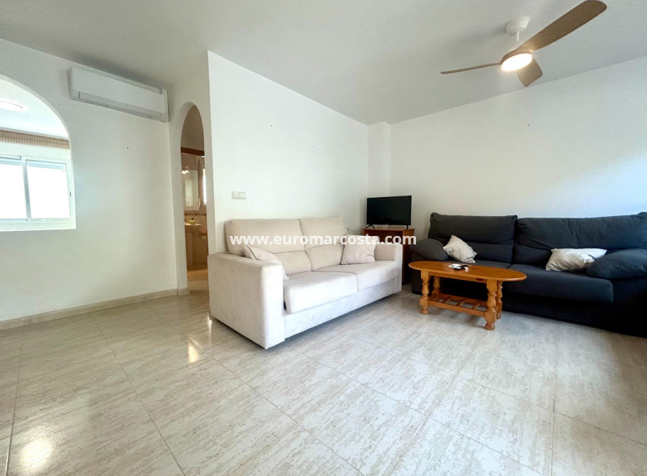 Sale - Townhouse - Orihuela Costa