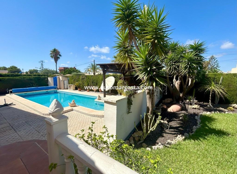 Venta - Villa - Orihuela Costa
