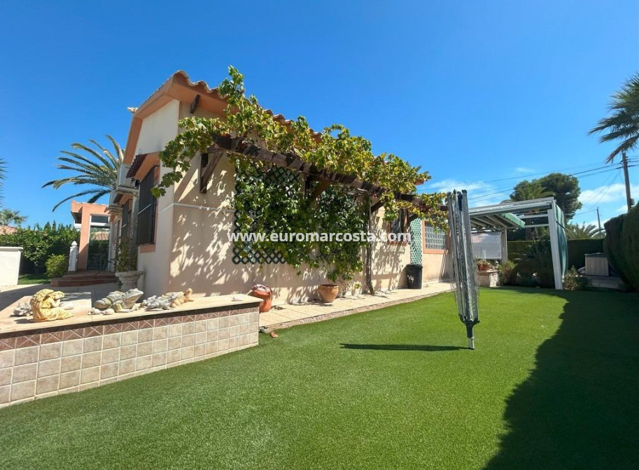 Venta - Villa - Orihuela Costa