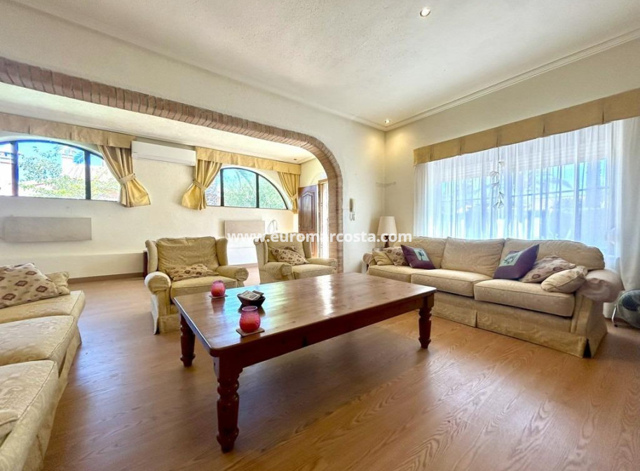 Venta - Villa - Orihuela Costa