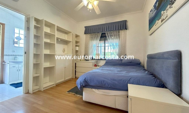 Venta - Villa - Orihuela Costa