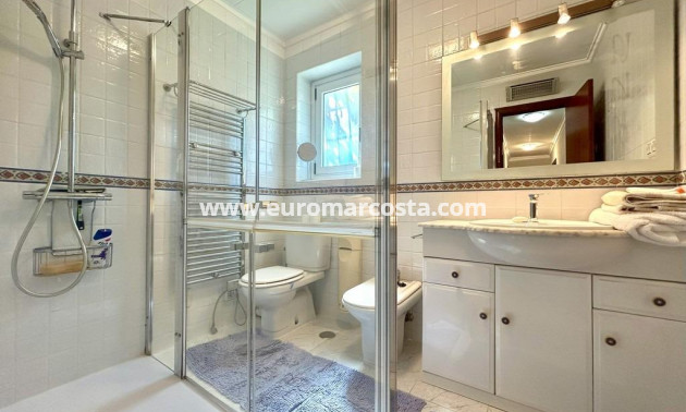 Venta - Villa - Orihuela Costa