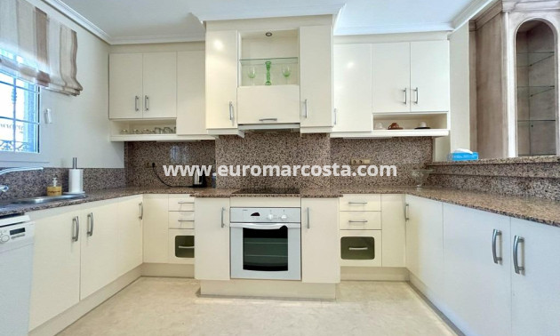 Sale - Penthouse - Orihuela Costa