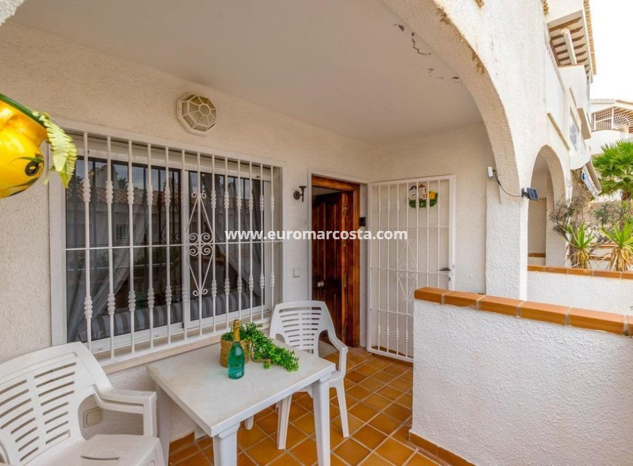 Venta - Apartamento / piso - Orihuela Costa