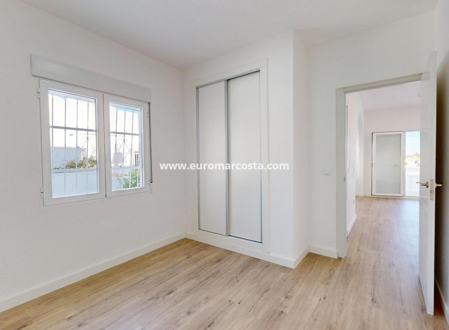 Venta - Bungalow - San Miguel de Salinas - Orihuela Costa