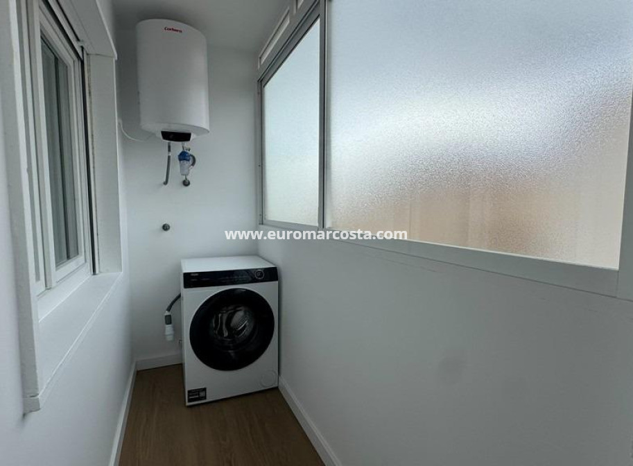 Sale - Apartment / flat - Torrevieja - TORREVIEJA