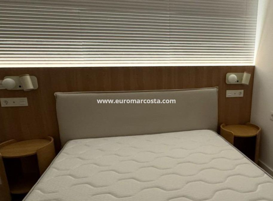 Sale - Apartment / flat - Torrevieja - TORREVIEJA