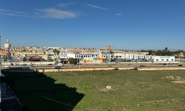 Sale - Apartment / flat - Torrevieja - TORREVIEJA