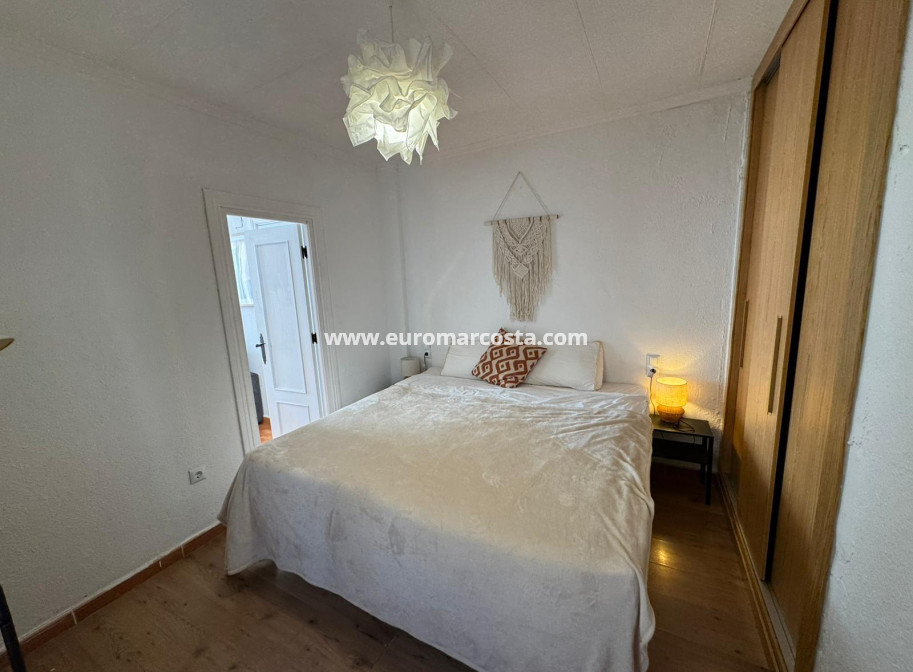 Objekte zum Wiederverkauf - Bungalow - Torrevieja - TORREVIEJA
