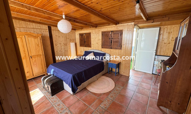 Objekte zum Wiederverkauf - Bungalow - Torrevieja - TORREVIEJA