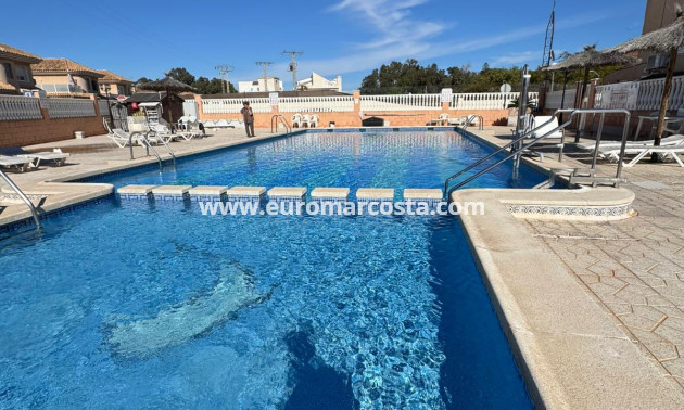 Objekte zum Wiederverkauf - Bungalow - Torrevieja - TORREVIEJA