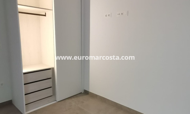 New Build - Apartment / flat - Torrevieja - TORREVIEJA