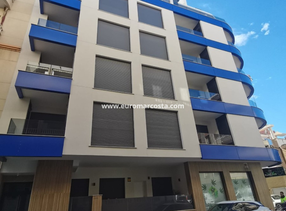 Neubauten - Wohnung - Torrevieja - TORREVIEJA