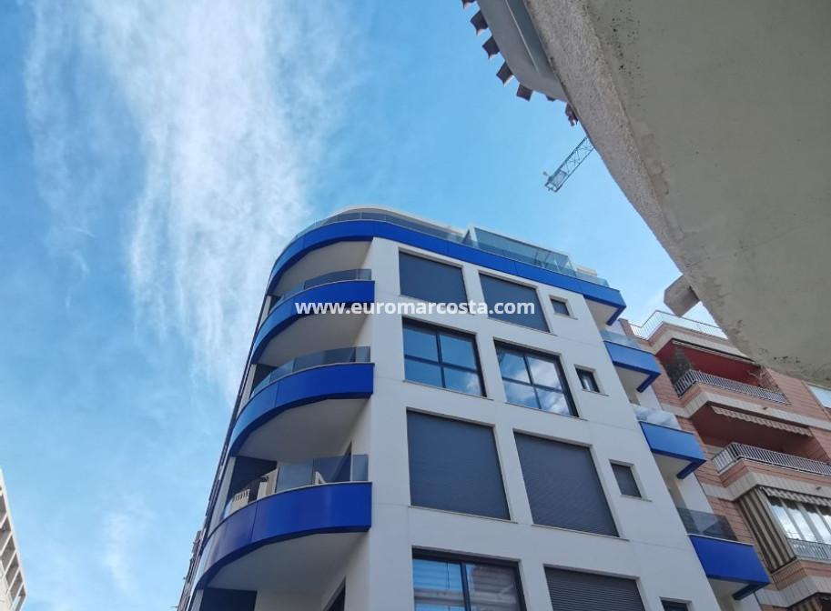 Neubauten - Wohnung - Torrevieja - TORREVIEJA
