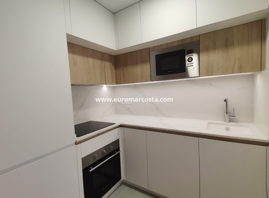 Neubauten - Wohnung - Torrevieja - TORREVIEJA