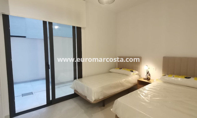 Neubauten - Wohnung - Torrevieja - TORREVIEJA