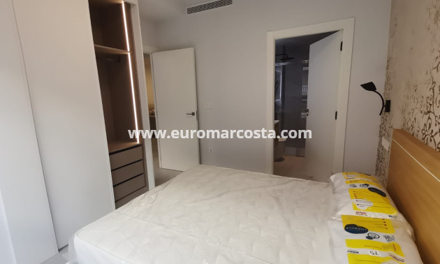 Neubauten - Wohnung - Torrevieja - TORREVIEJA