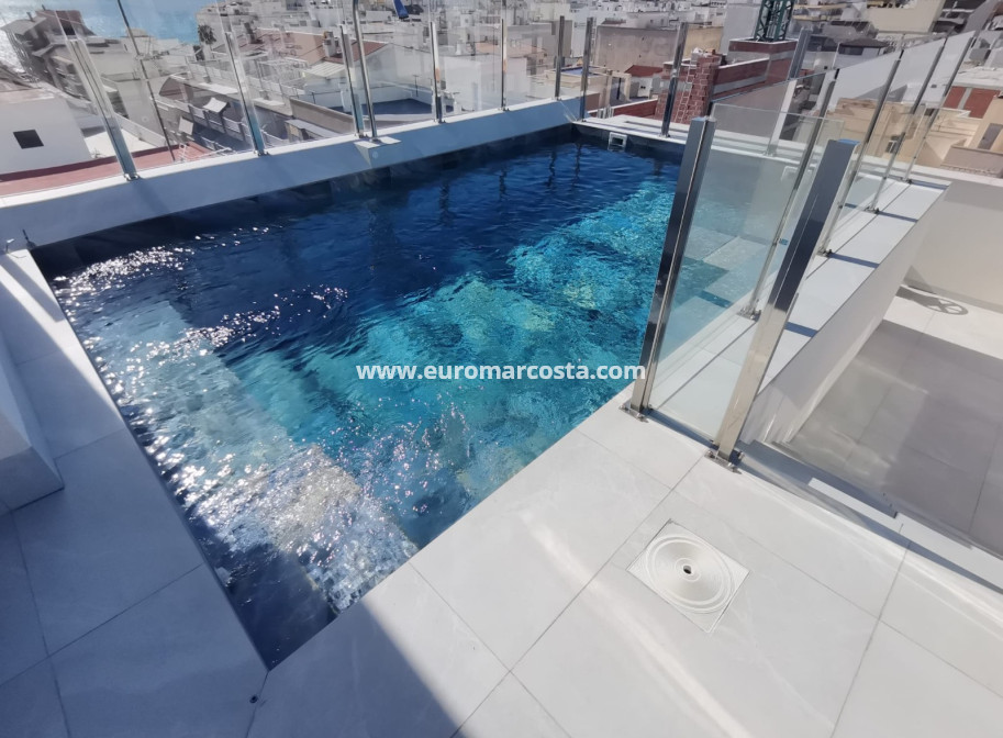 Neubauten - Wohnung - Torrevieja - TORREVIEJA