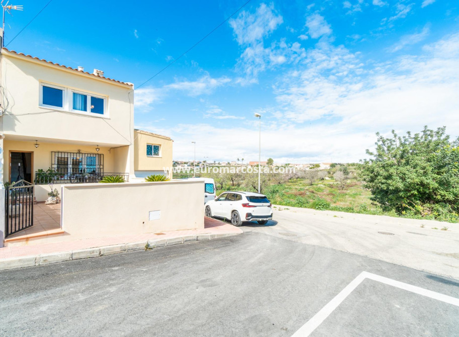 Venta - Adosado - Orihuela - Desamparados-Hurchillo-Torremendo