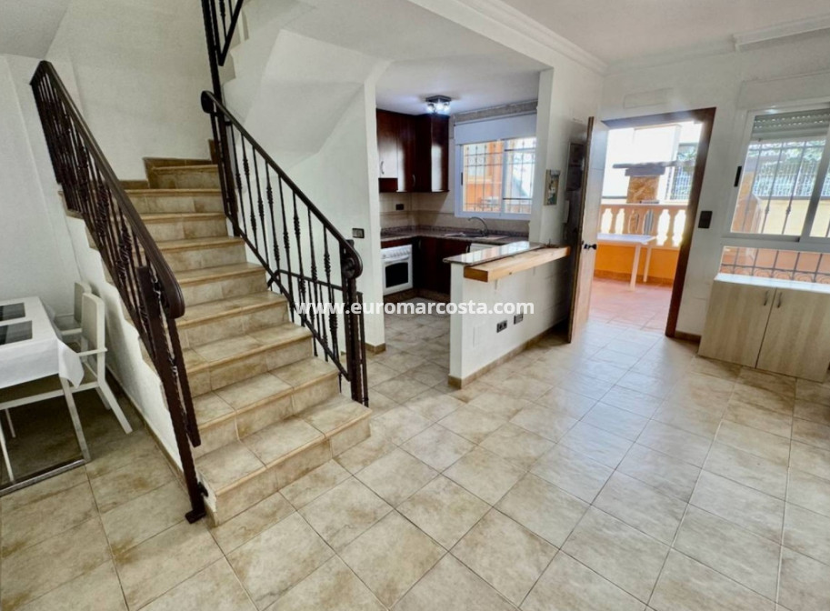 Objekte zum Wiederverkauf - Stadthaus - Guardamar del Segura - Urbanizaciones