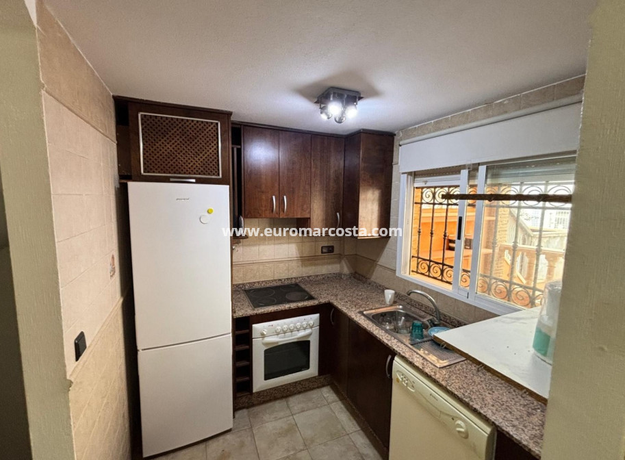 Objekte zum Wiederverkauf - Stadthaus - Guardamar del Segura - Urbanizaciones